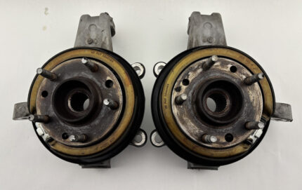 1997-2004 Chevrolet C5 Corvette Rear Spindles / Hubs / Pair / C5032