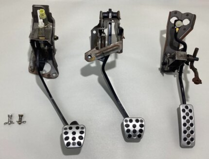 2000-2005 Honda S2000 OEM Pedal Assembly / HS001