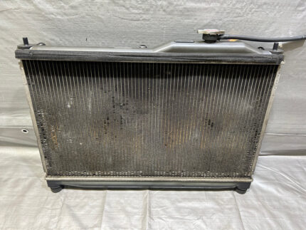 2000-2005 Honda S2000 OEM Radiator w/ Cooling Fans / 137k / HS002
