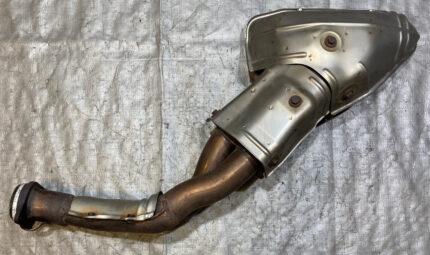 2000-2009 Honda S2000 OEM Exhaust Manifold w/ Heat Shields / 115K HS007