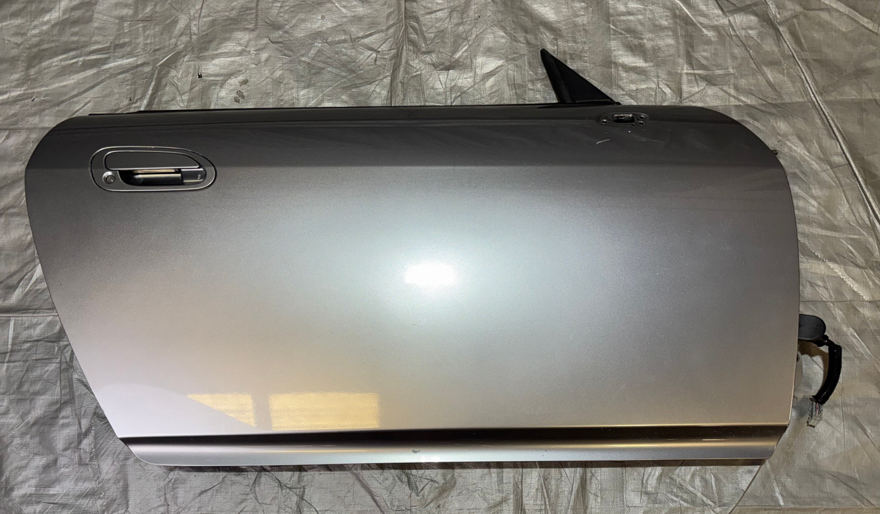 2000-2009 Honda S2000 Passenger Side Door Assembly / Silver Stone Metallic HS009 2000-2009 Honda S2000 Passenger Side Door Assembly / Silver Stone Metallic HS009