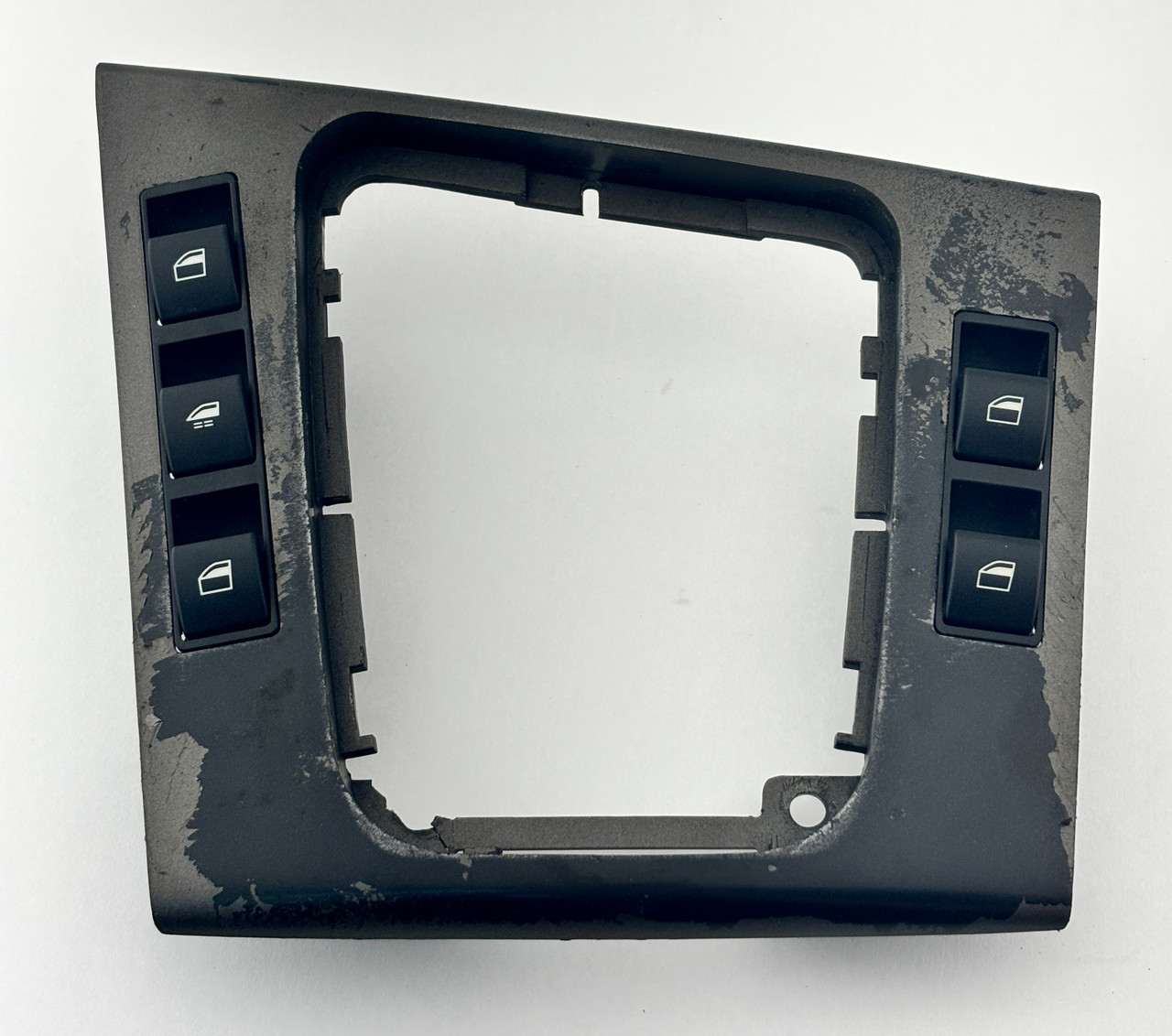 2001-2006 E46 BMW M3 Shifter Surround w/ Window Switches *Cosmetic Wear* / M3019 2001-2006 E46 BMW M3 Shifter Surround w/ Window Switches *Cosmetic Wear* / M3019