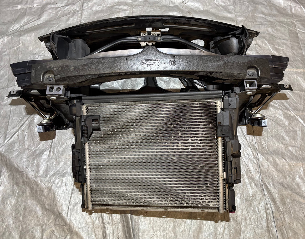 2006-2008 E85 BMW Z4 Front Core Support / Radiator Assembly / Z4065 2006-2008 E85 BMW Z4 Front Core Support / Radiator Assembly / Z4065