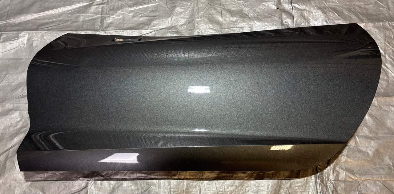 2015-2019 Chevrolet C7 Corvette Driver Door Assembly / *Cosmetic Damage* / C7008 2015-2019 Chevrolet C7 Corvette Driver Door Assembly / *Cosmetic Damage* / C7008