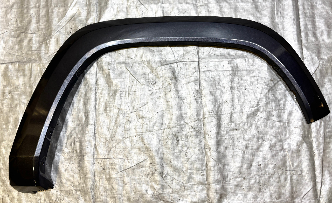 2016-2023 Toyota Tacoma Passenger Side Front Fender Flare Trim Panel / Magnetic Gray Metallic TC005 2016-2023 Toyota Tacoma Passenger Side Front Fender Flare Trim Panel / Magnetic Gray Metallic TC005