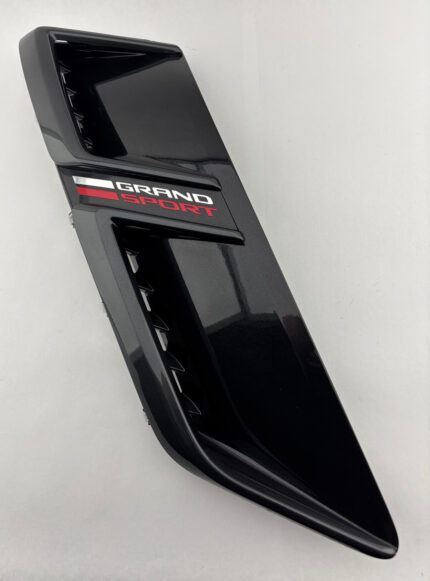 2017-2019 Chevrolet C7 Corvette Grand Sport Driver Side Fender Vent Trim / OEM / Watkins Glen Gray Metallic C7008