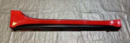 2017-2020 Fiat 124 Spider Abarth Passenger Side Skirt Rocker Panel / FD029
