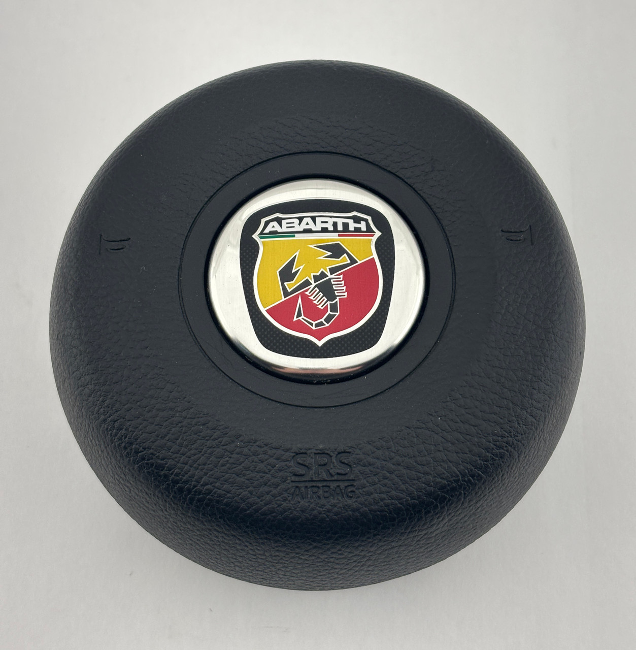 2017-2020 Fiat 124 Spider Driver Steering Wheel Airbag SRS w/ Scorpion Badge / FD031 2017-2020 Fiat 124 Spider Driver Steering Wheel Airbag SRS w/ Scorpion Badge / FD031
