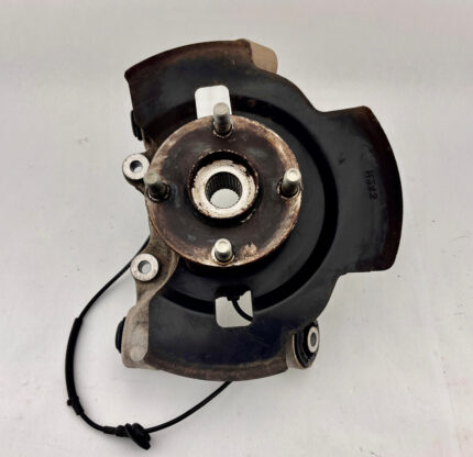 2017-2020 Fiat 124 Spider Passenger Rear Spindle / Hub Assembly / 102K FD034