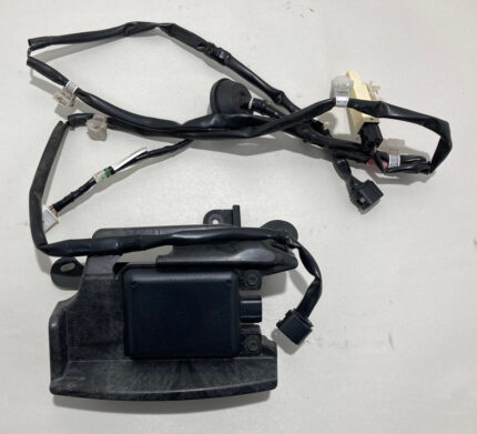 2017-2020 Fiat 124 Spider Passenger Side Blind Spot Sensor w/ Bracket / FD023