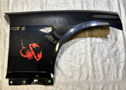 2017-2020 Fiat 124 Spider Passenger Side Fender / Nero Cinema FD033