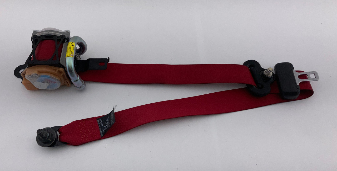 2017-2021 FK8 Honda Civic Type R Passenger Front Seat Belt SRS / RED / TR105 2017-2021 FK8 Honda Civic Type R Passenger Front Seat Belt SRS / RED / TR105