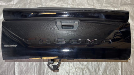 2024-2026 Toyota Tacoma SR SR5 OEM Rear Tailgate Panel w/ Handle / Black TC202
