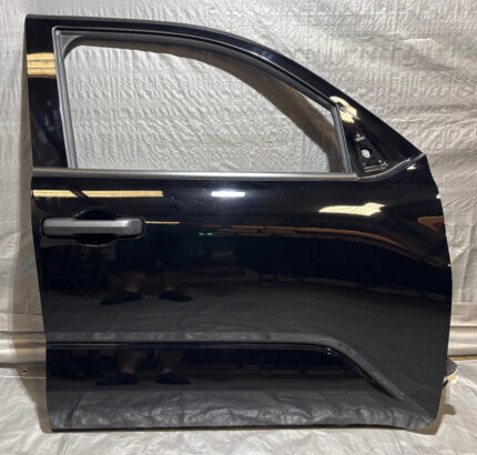 2024-2026 Toyota Tacoma XtraCab Passenger Side Door Assembly / Black TC202